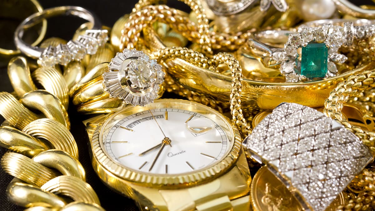Best cheap hotsell gold watches
