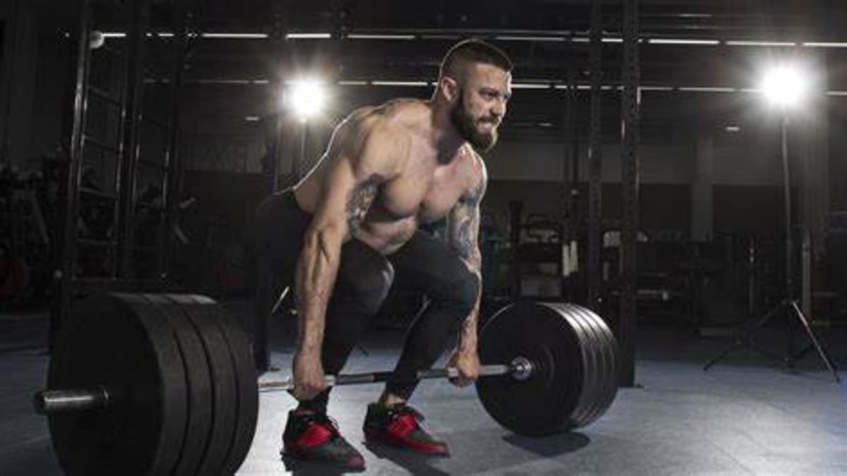 Running shoes shop for weightlifting