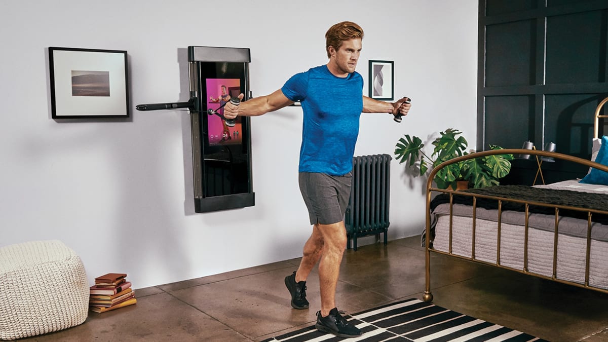 Compact weight clearance lifting equipment