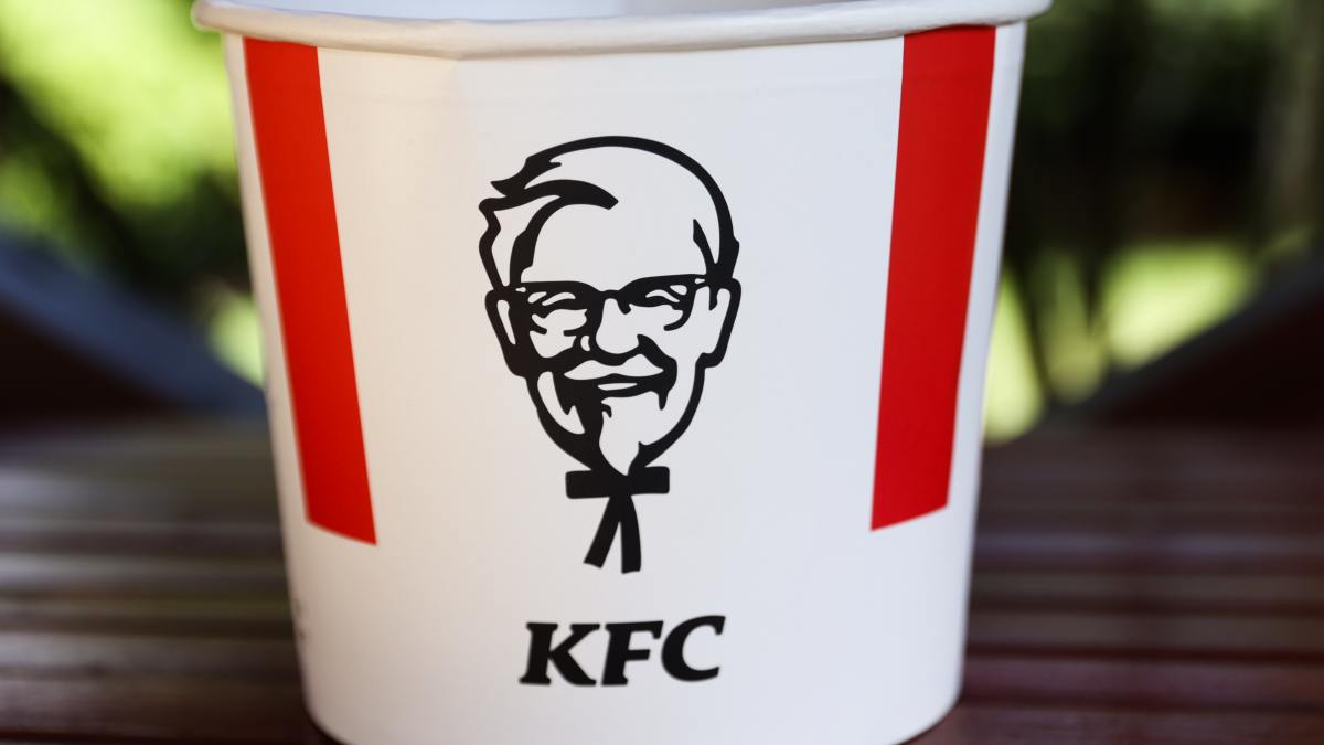 KFC Introduces New Saucy Nuggets to Rival McDonald s and Burger King Men s Journal