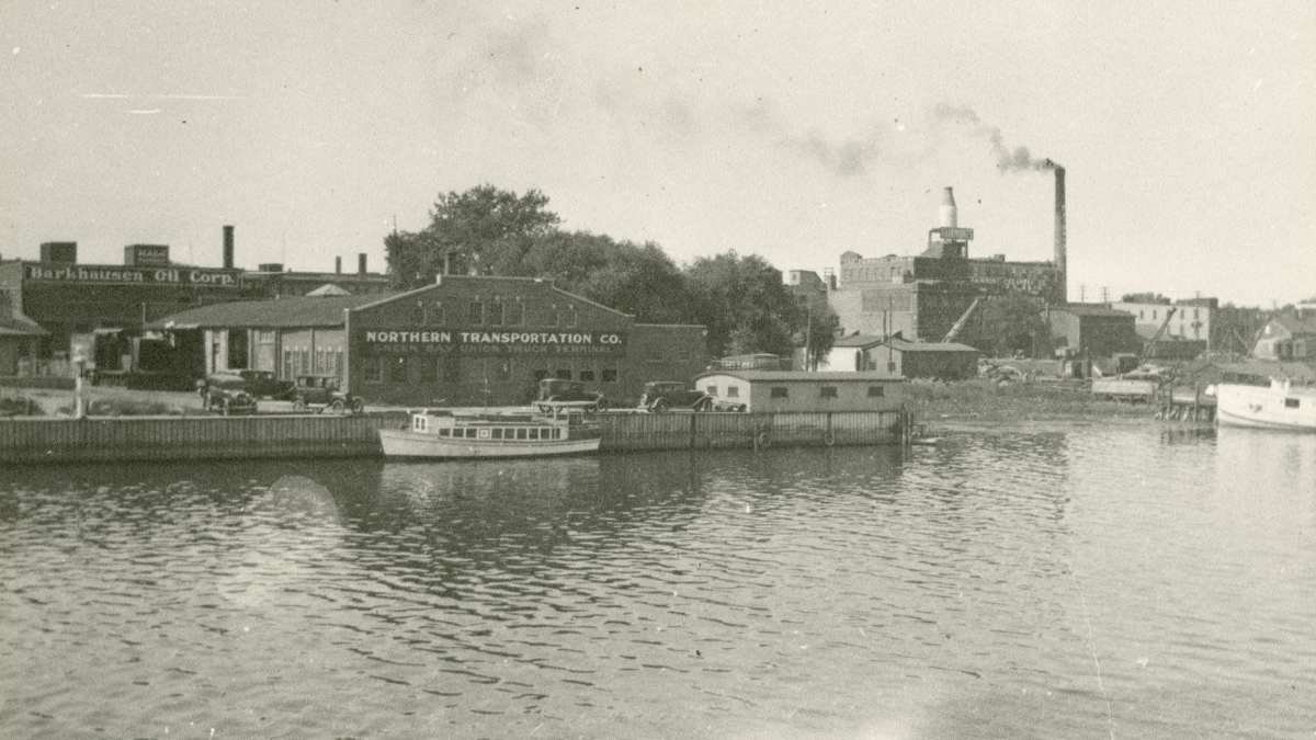 Archaeologists Accidentally Discover 1880s Shipwreck in