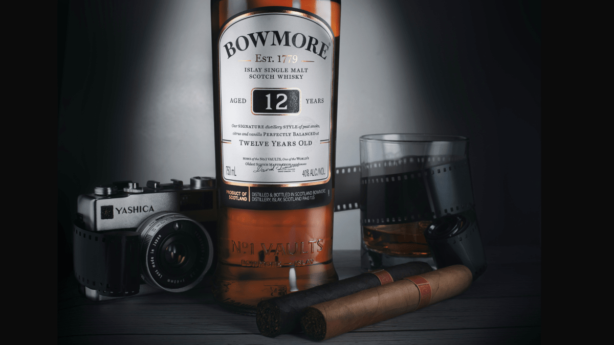 ウイスキー The Ardmore & Bowmore 12 & Maker's Mark Bowmore 12 Year Islay Single Malt Scotch Whisky | ReserveBar