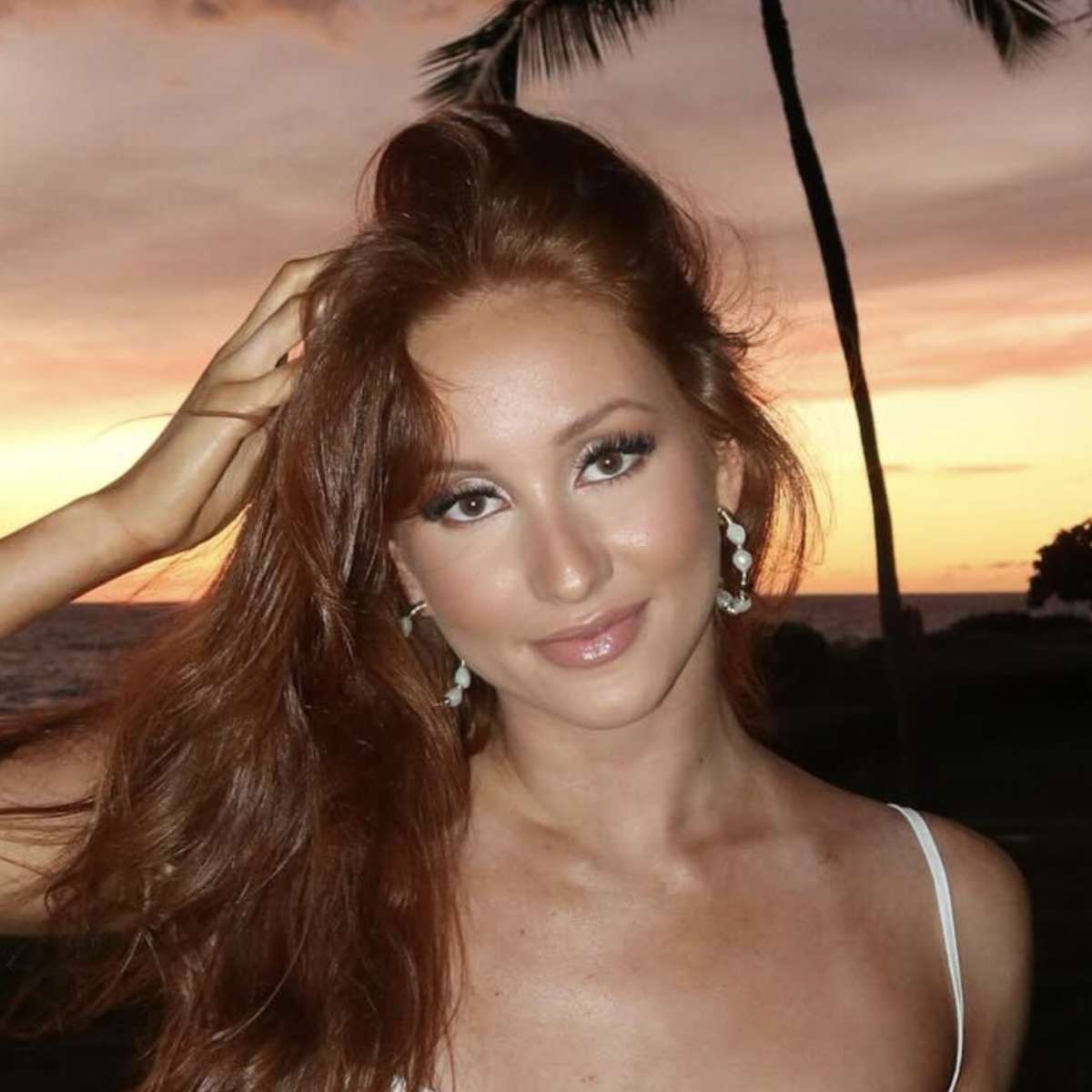 Dallas Cowboys Cheerleader Turns Heads In Bikini Photos