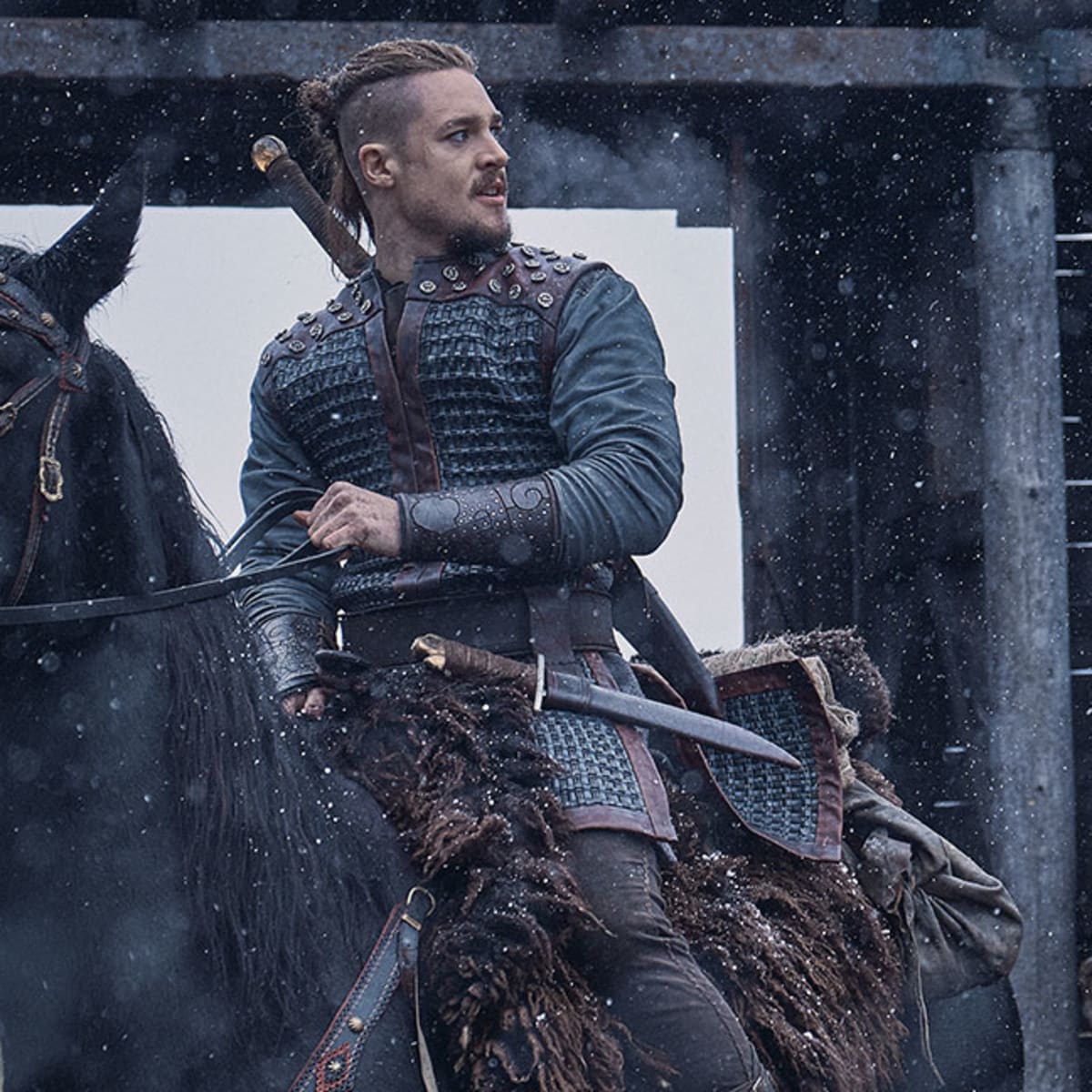 Last Kingdom' Star Alexander Dreymon Recites Famous Movie Lines as