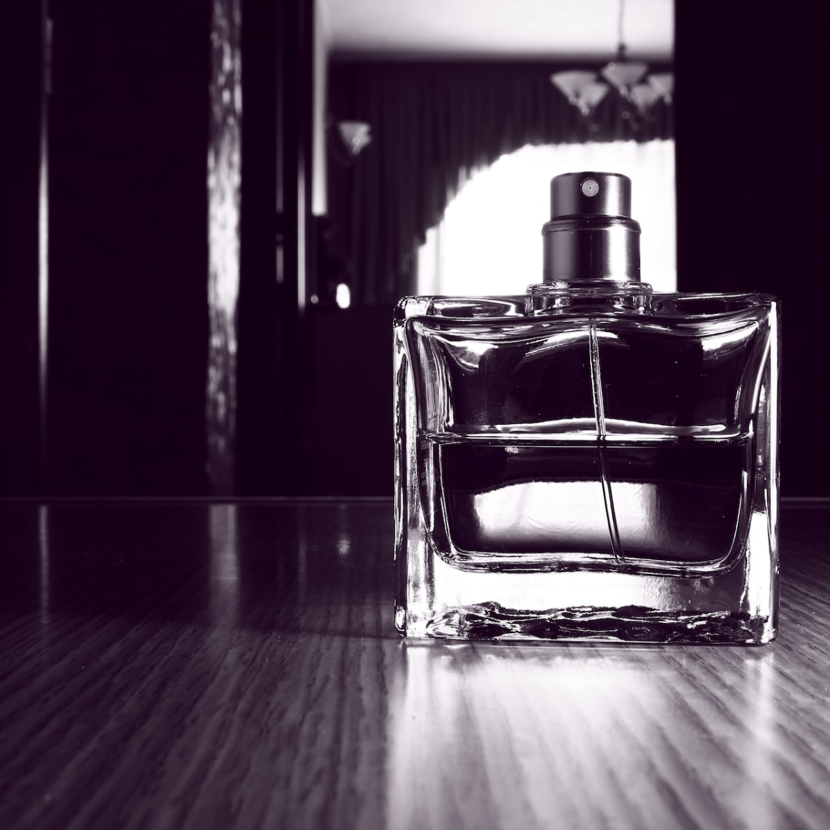 Perfume Testers Vs. Retail Boxed Fragrances: Which Should You Buy