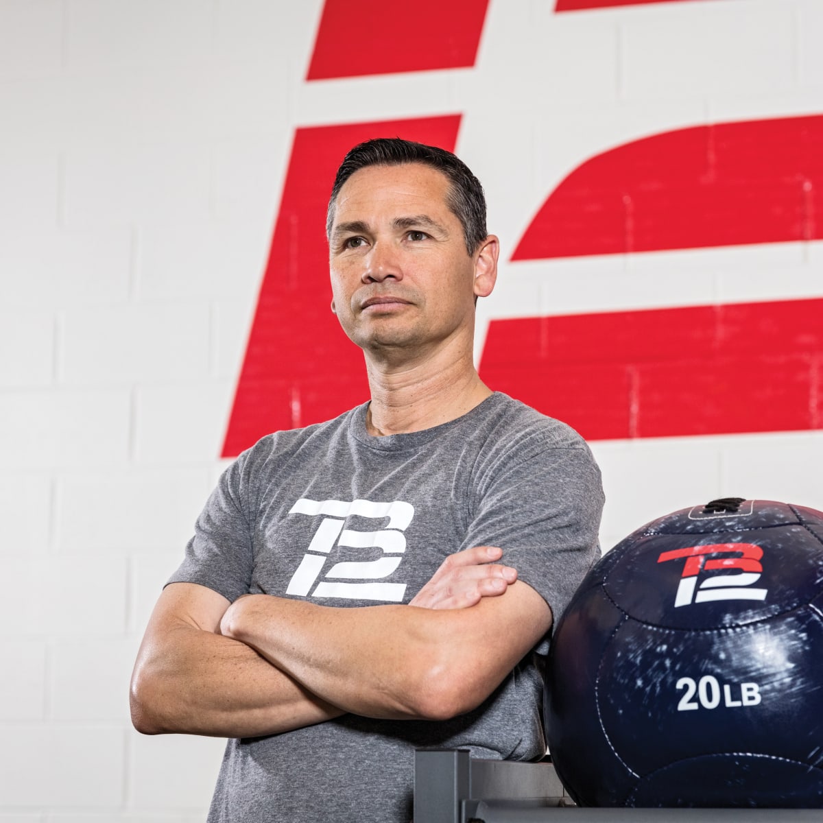 The Fitness Secrets of Alex Guerrero, Tom Brady's Personal Trainer