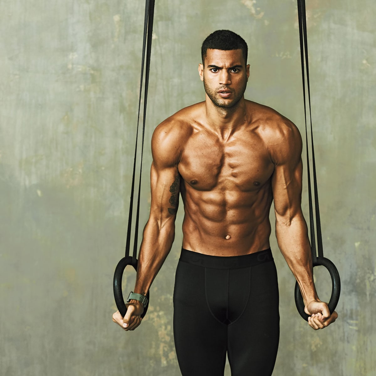 A Physique Coach Uses This Simple Cardio Routine to Stay Shredded