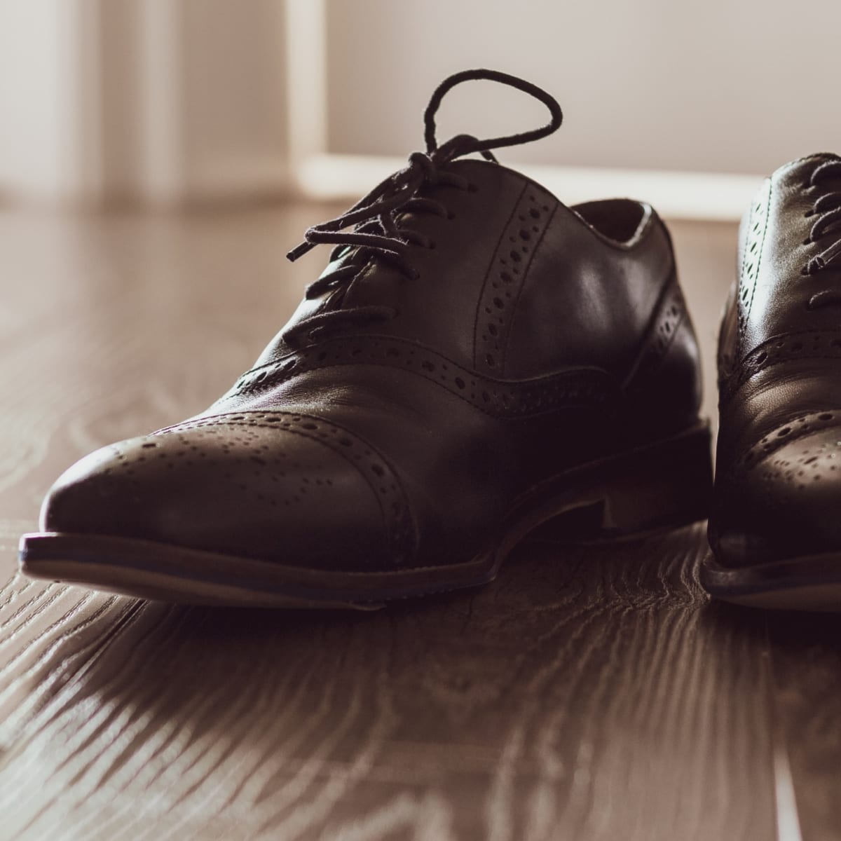 Essential Men's Shoes That Every Guy Should Own