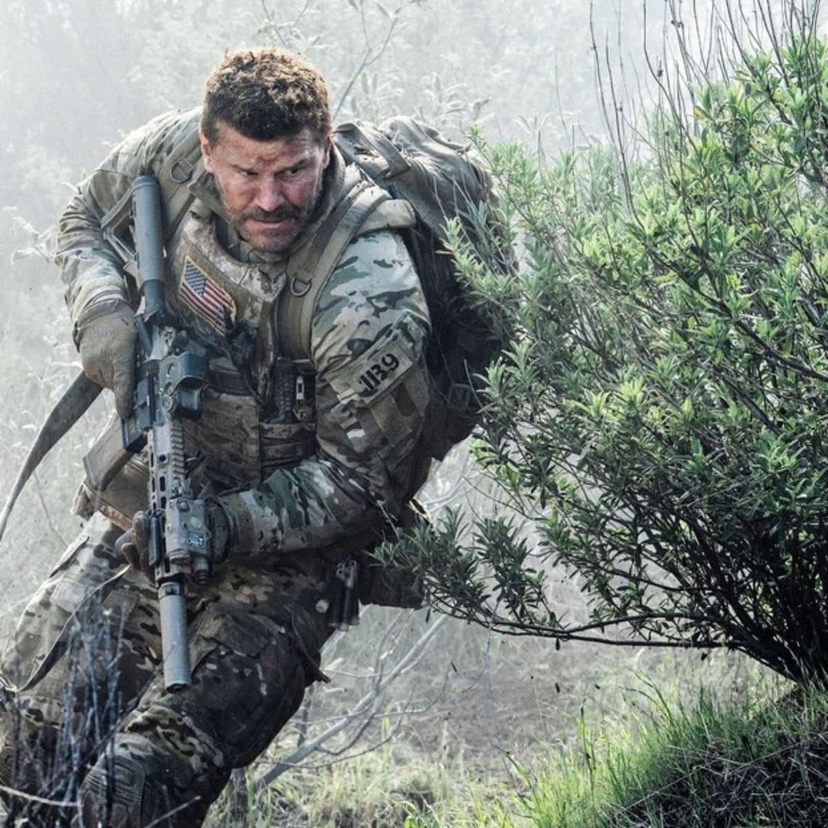 Inside David Boreanaz's Intense Full-Body Workouts For 'SEAL Team' - Men's  Journal