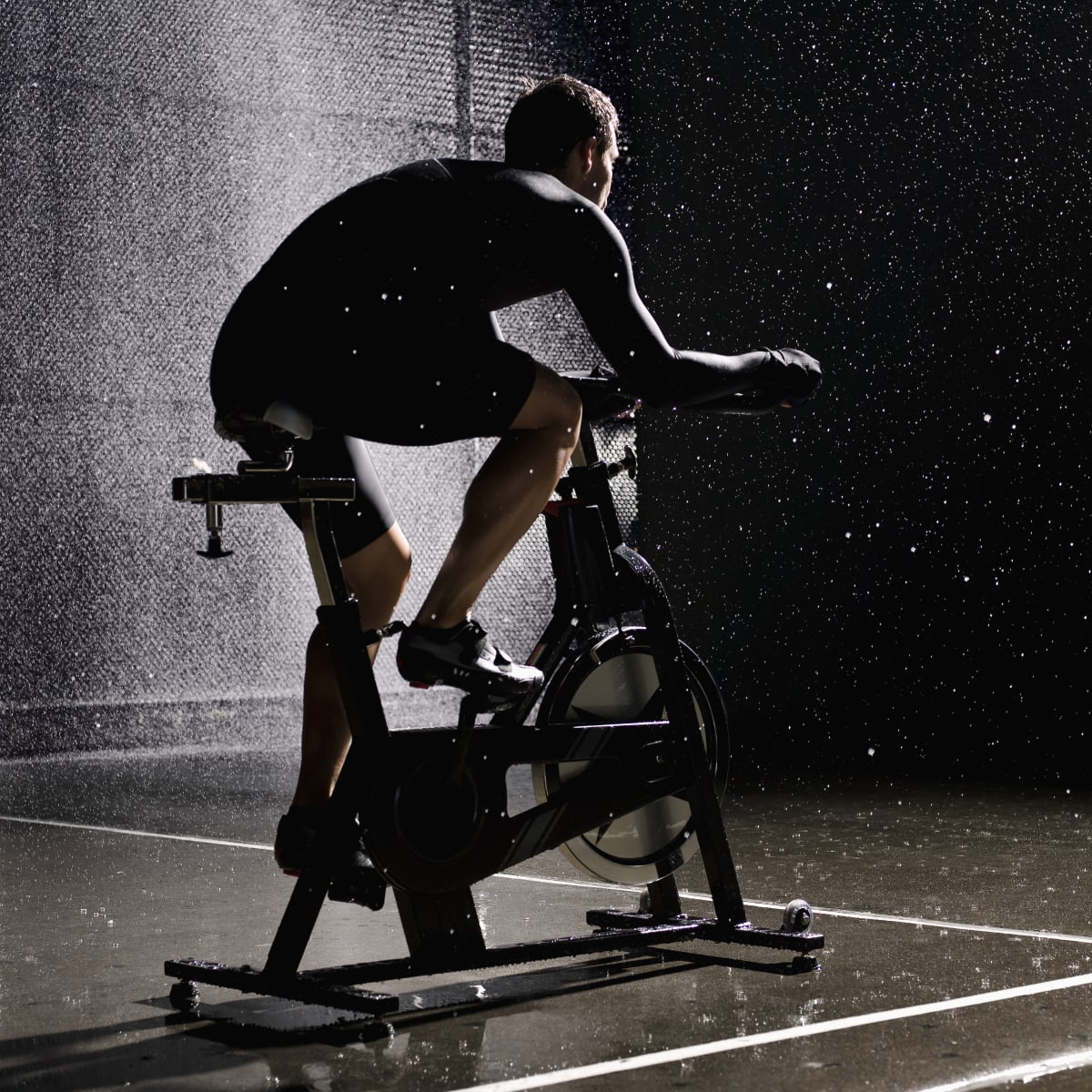 cassette met tijd elf 6 Best Indoor Bike Training Apps to Keep You Active - Men's Journal