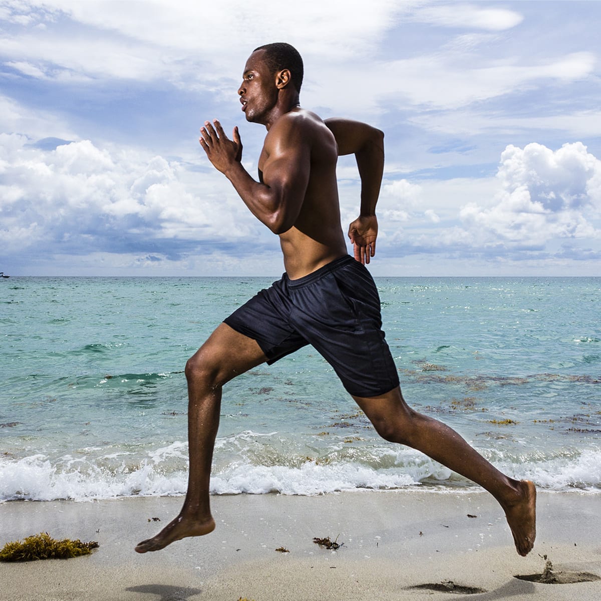 Barefoot Running Might Improve Your Memory. You Still Probably Shouldn't Do  It. - Men's Journal