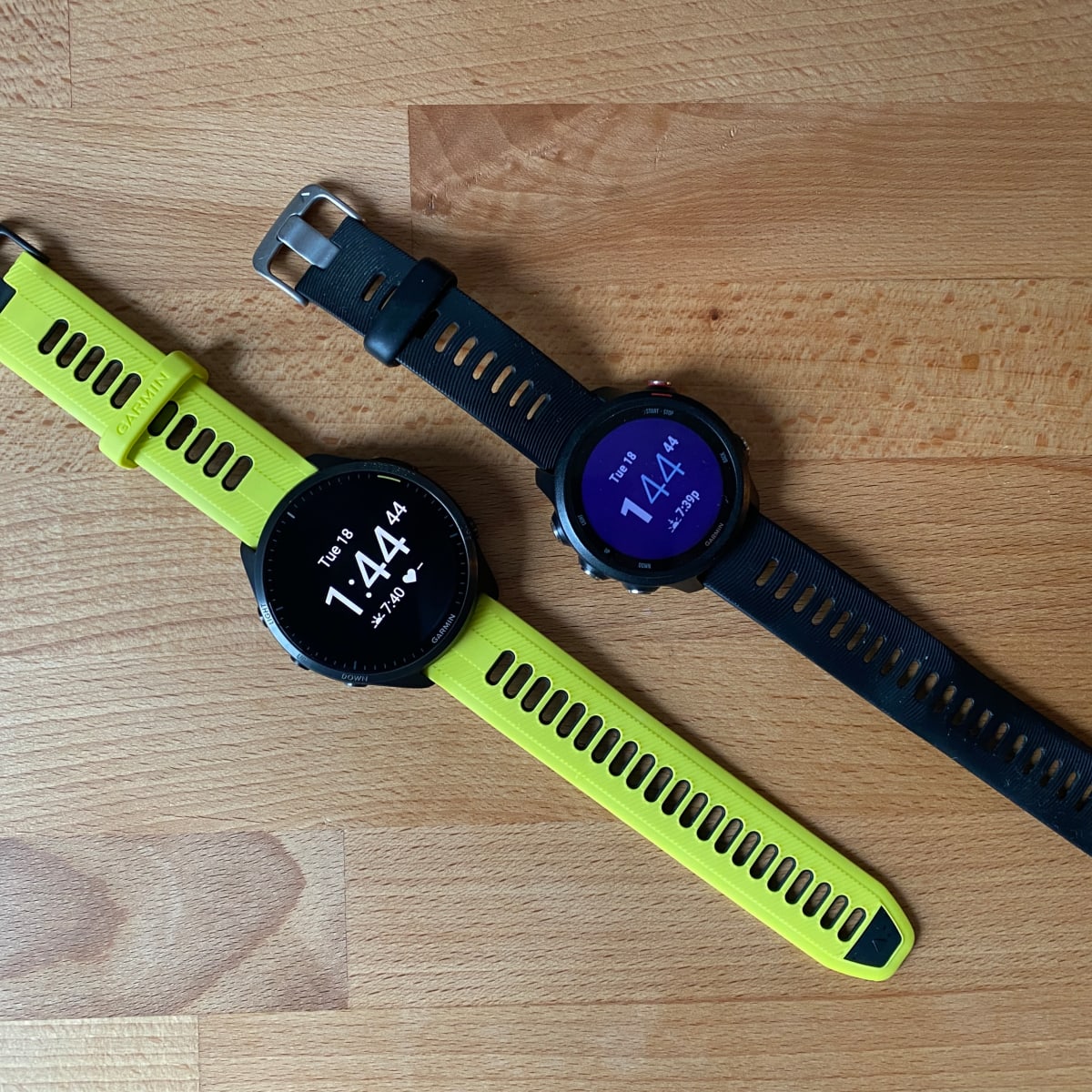 Smartwatch Garmin Forerunner 965 Amarillo - Style Store