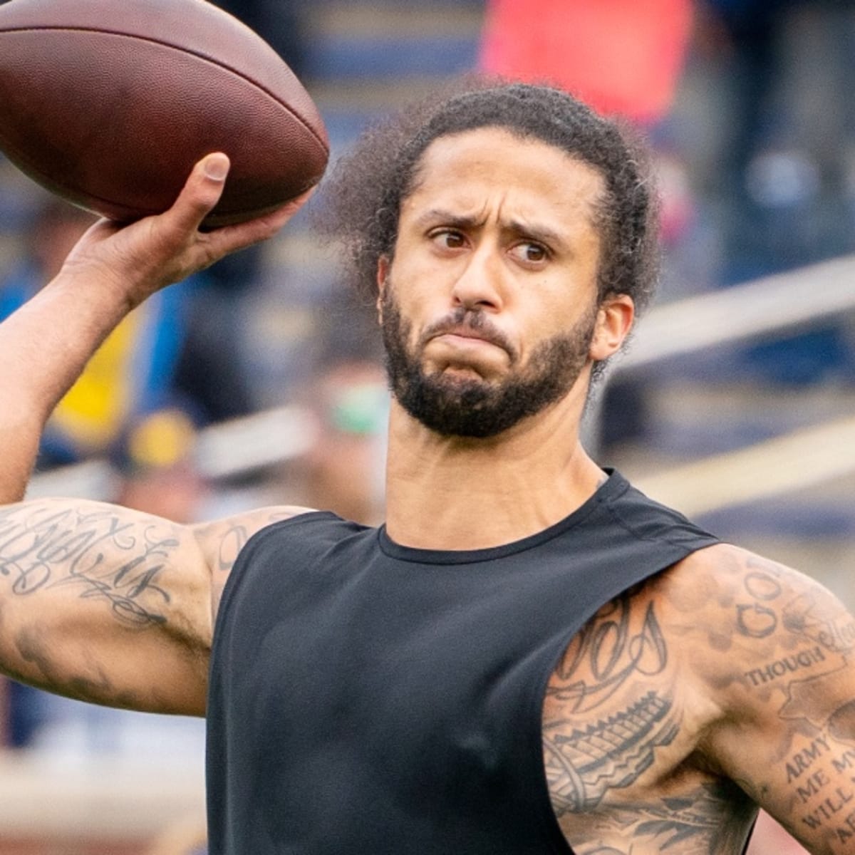 Colin Kaepernick Looks Shredded, Shirtless on Mens Health Cover - Mens  Journal