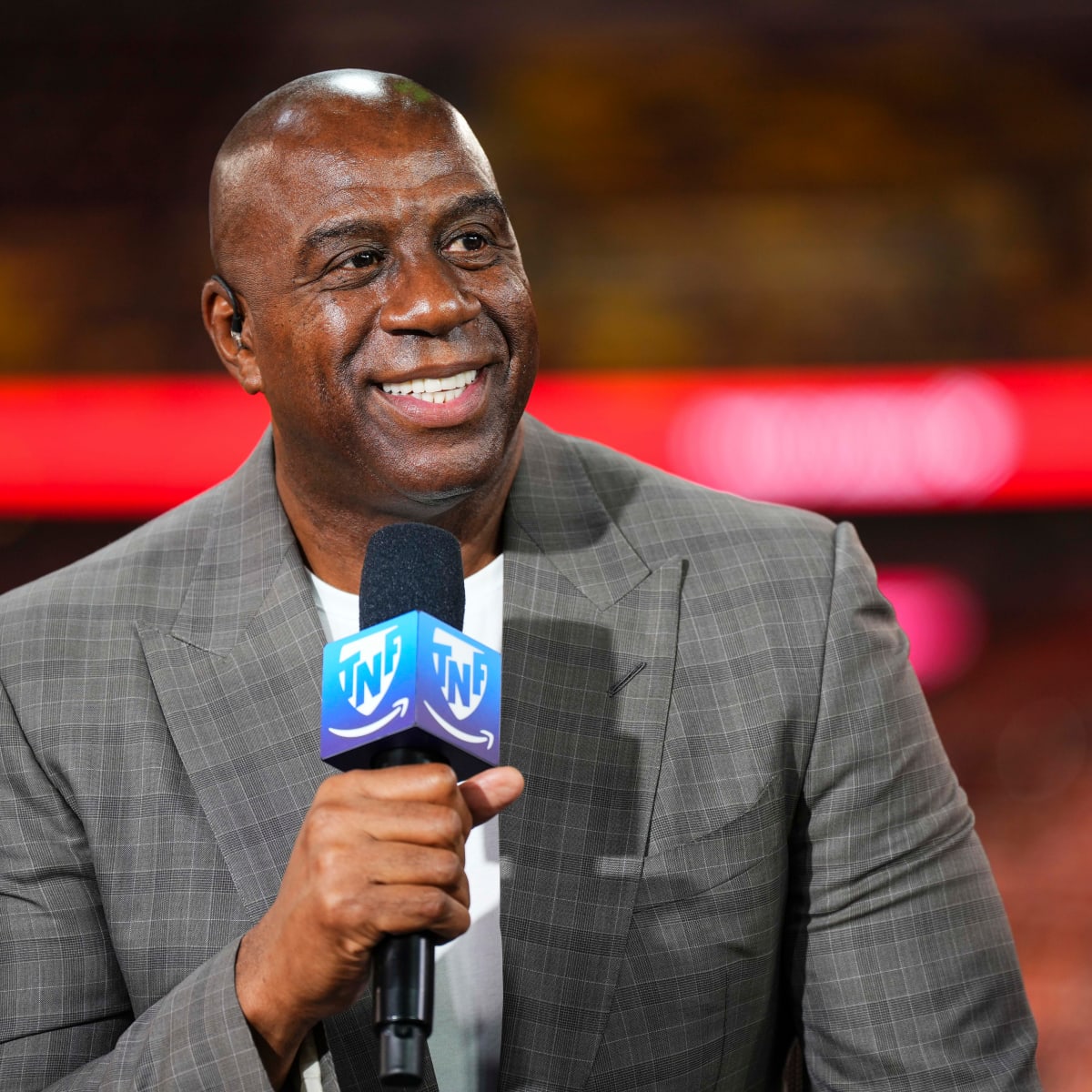 Magic Johnson Names 'Best Move in All of Basketball' After Recent College  Game - Men's Journal