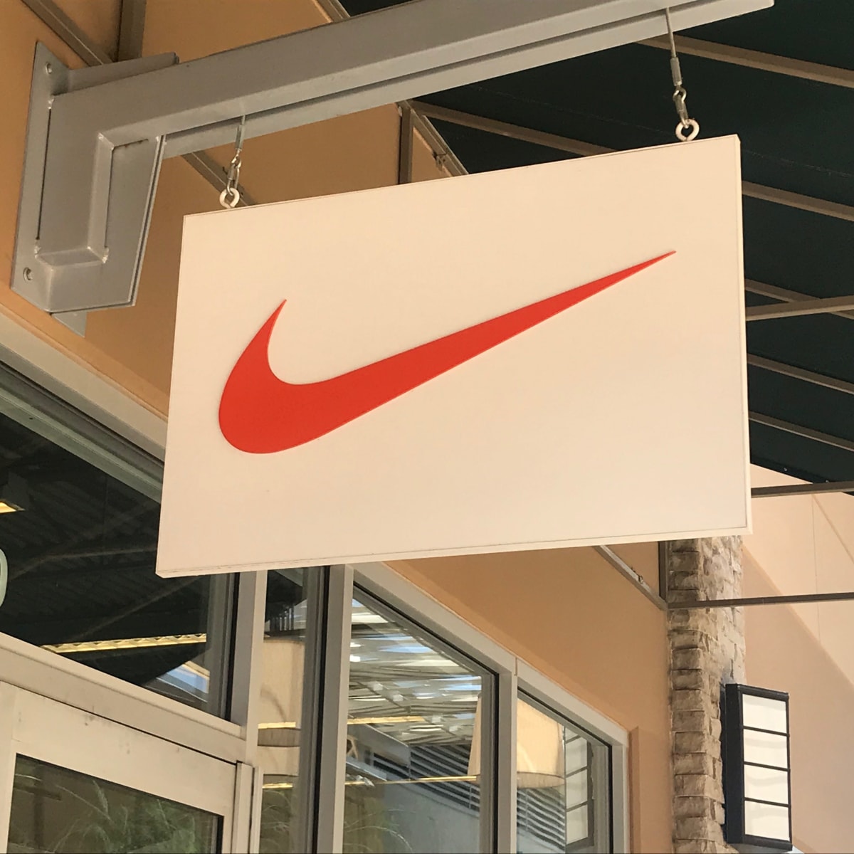 Nike earnings call sale