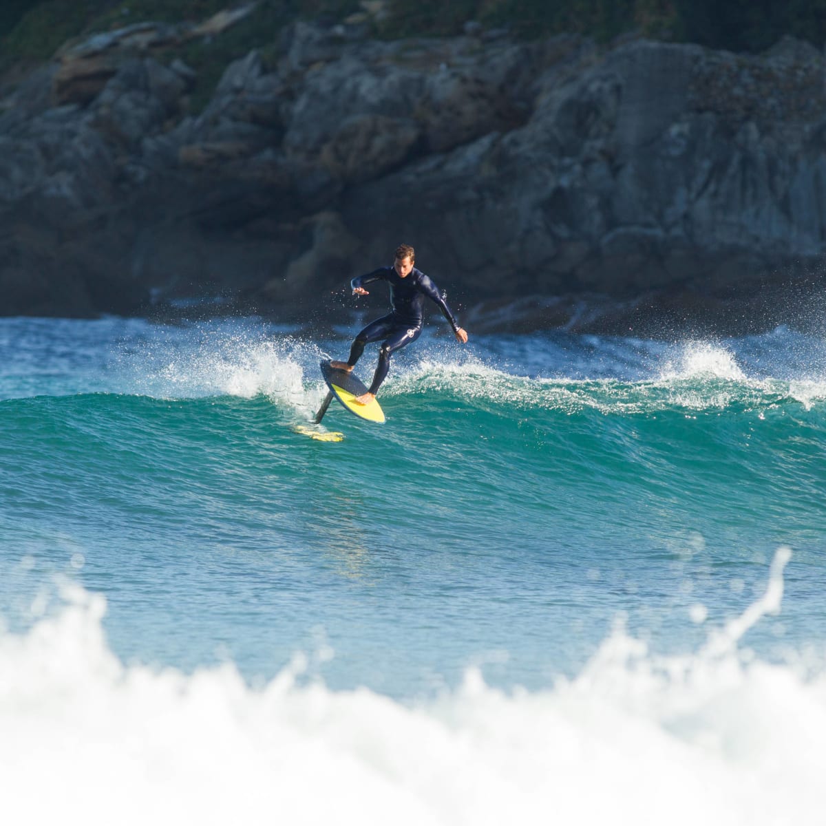 Surfboard that rises out of water discount