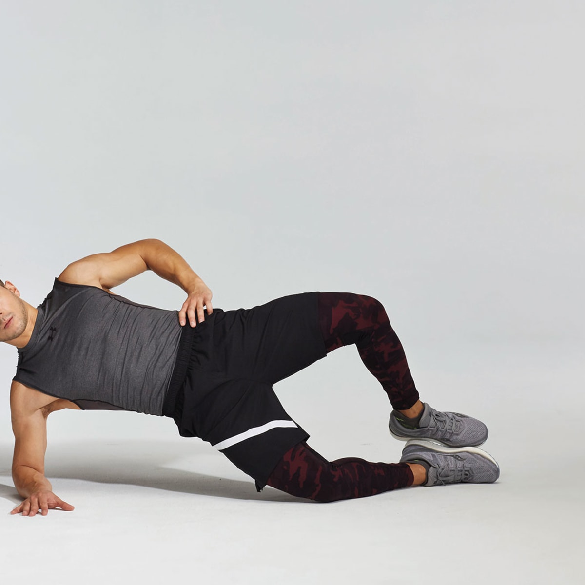 Short side plank clamshell top