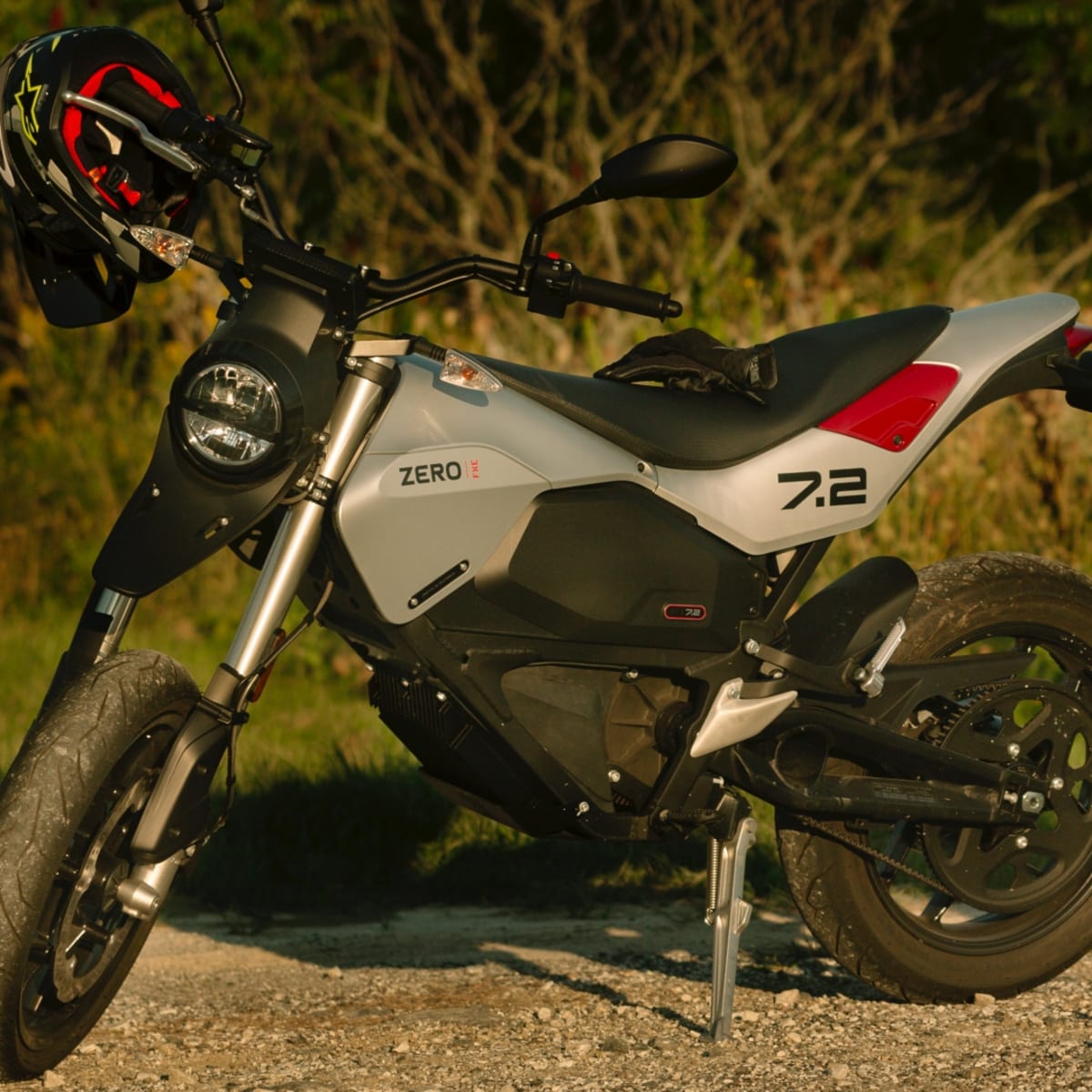 Fxs electric motorcycle 2025