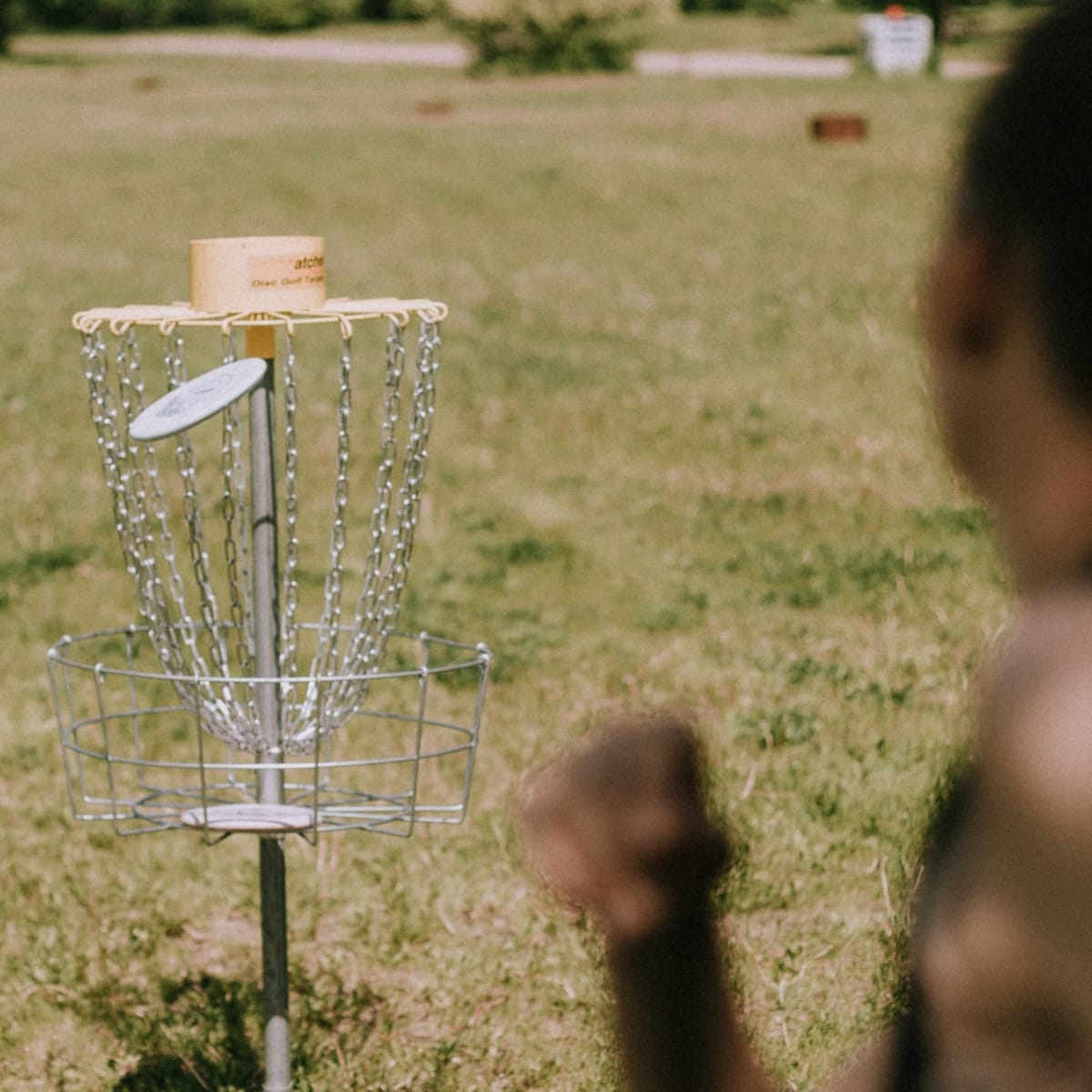 Disc Golf The Ultimate Beginner s Guide Men s Journal Men s