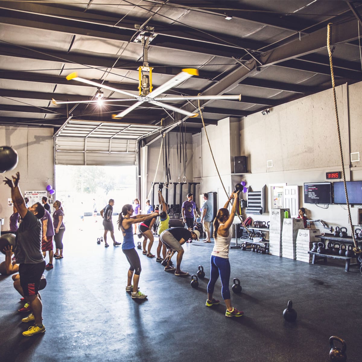 Mens gyms near best sale me