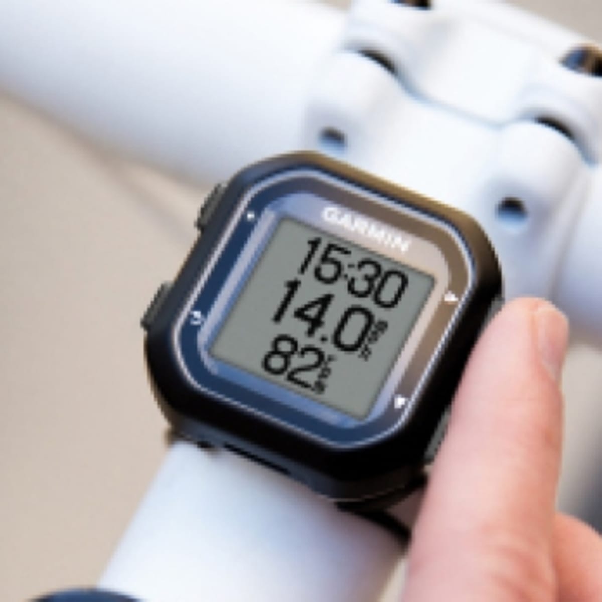 Garmin Edge 25 Review The Ultimate Lightweight Bike Computer Men s Journal