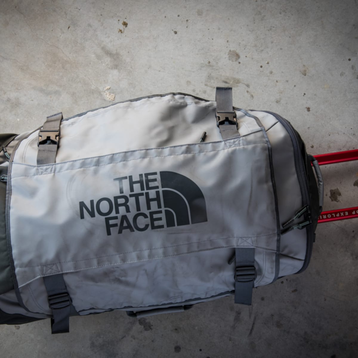 North face 80l hotsell bag