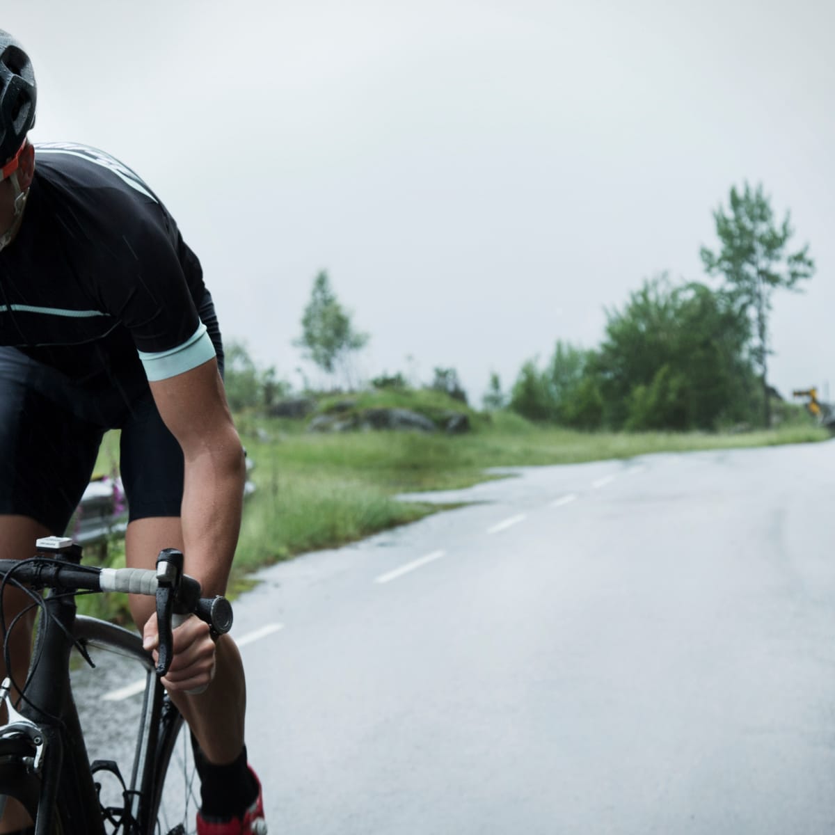 Avid cycling top
