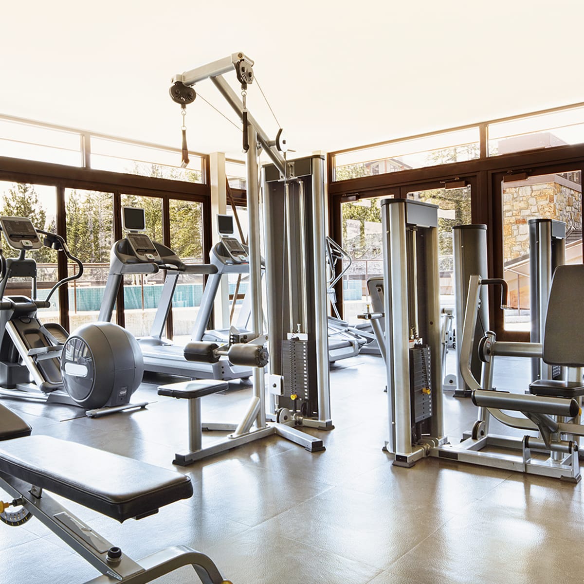 Gymnasium equipment clearance