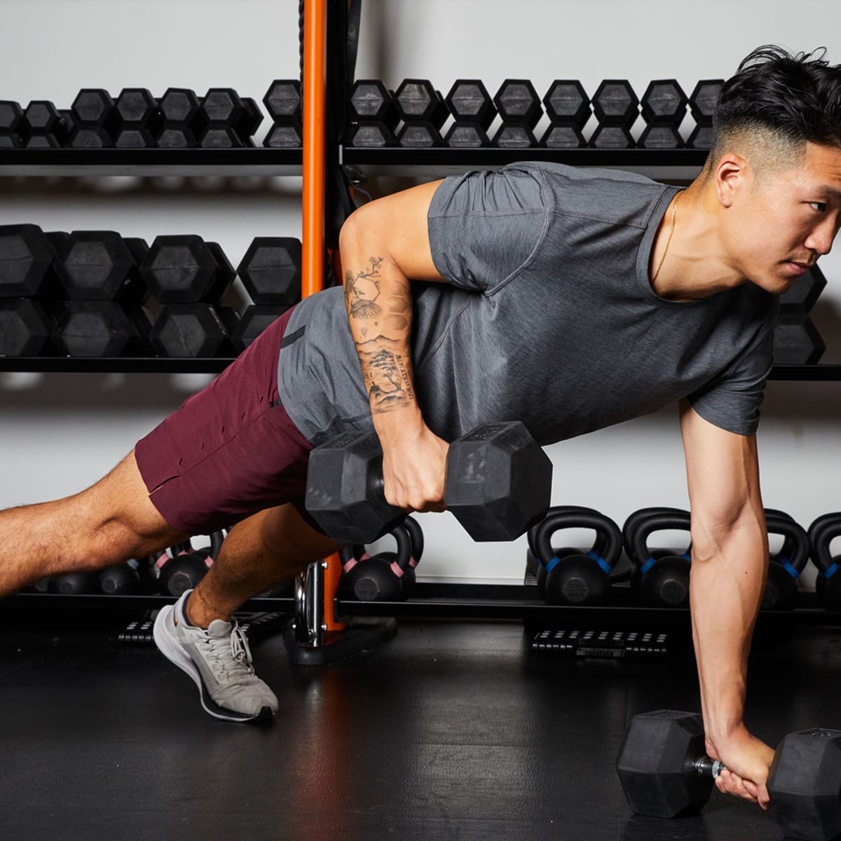 Tut deals shoulder workout