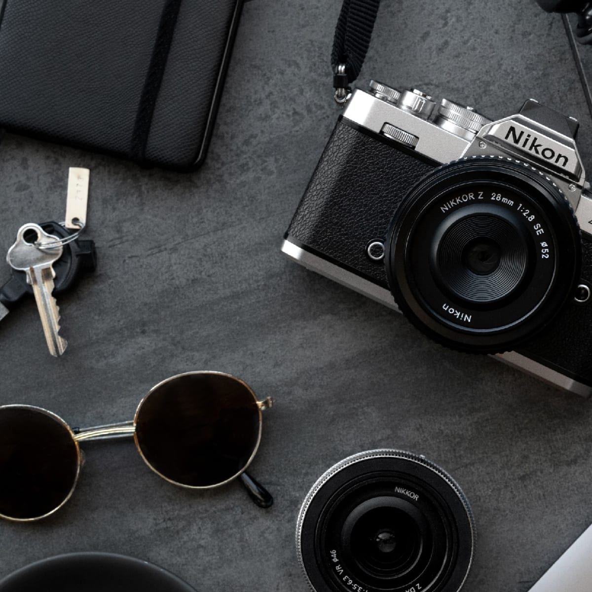 【Anfang】Nikon Amazon.com : Nikon Z fc with Wide-Angle Zoom Lens | Retro