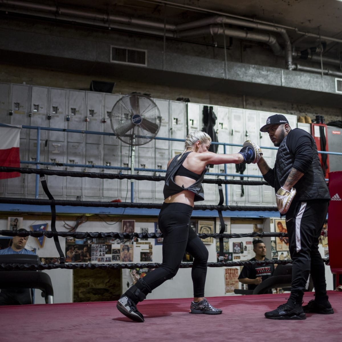 Fitbit boxing best sale