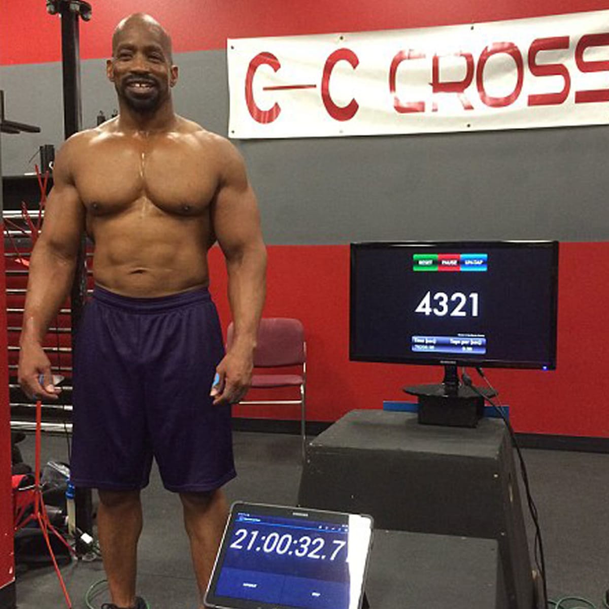 Pull Up World Record Beat By Mark Jordan Men s Journal Men s