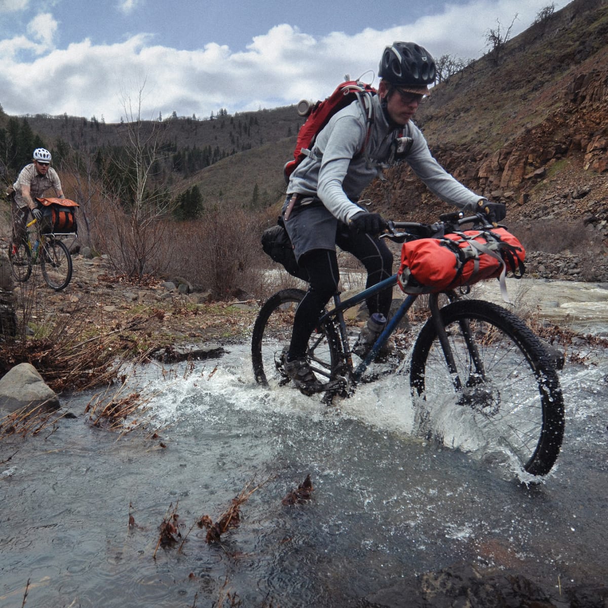 How to turn your mountain bike ride into an overnight adventure Men s Journal
