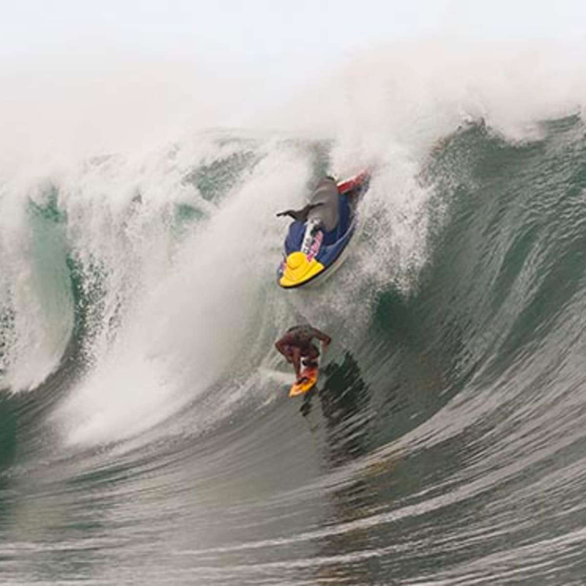 Raimana surf 2025