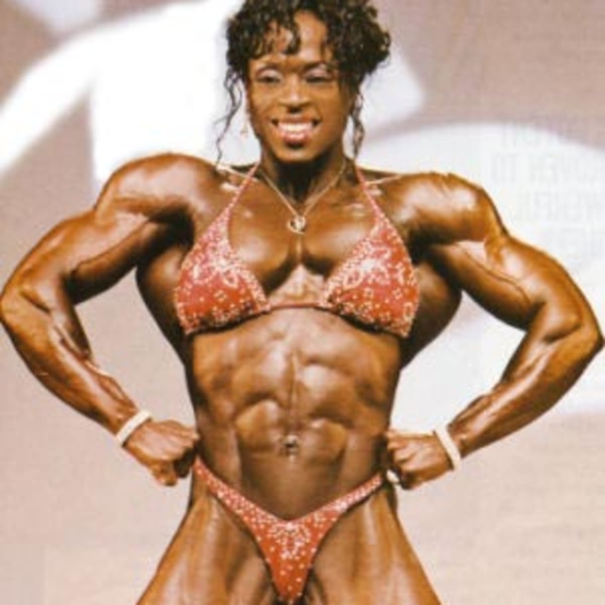 Women bodybuilders online