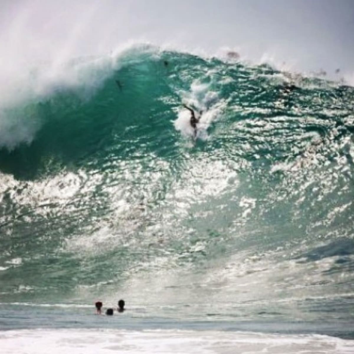 The deals wedge wave