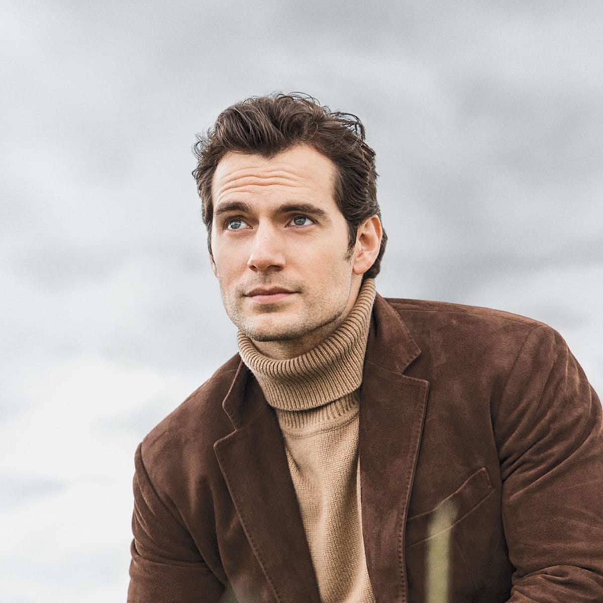 Henry cavill sweater top