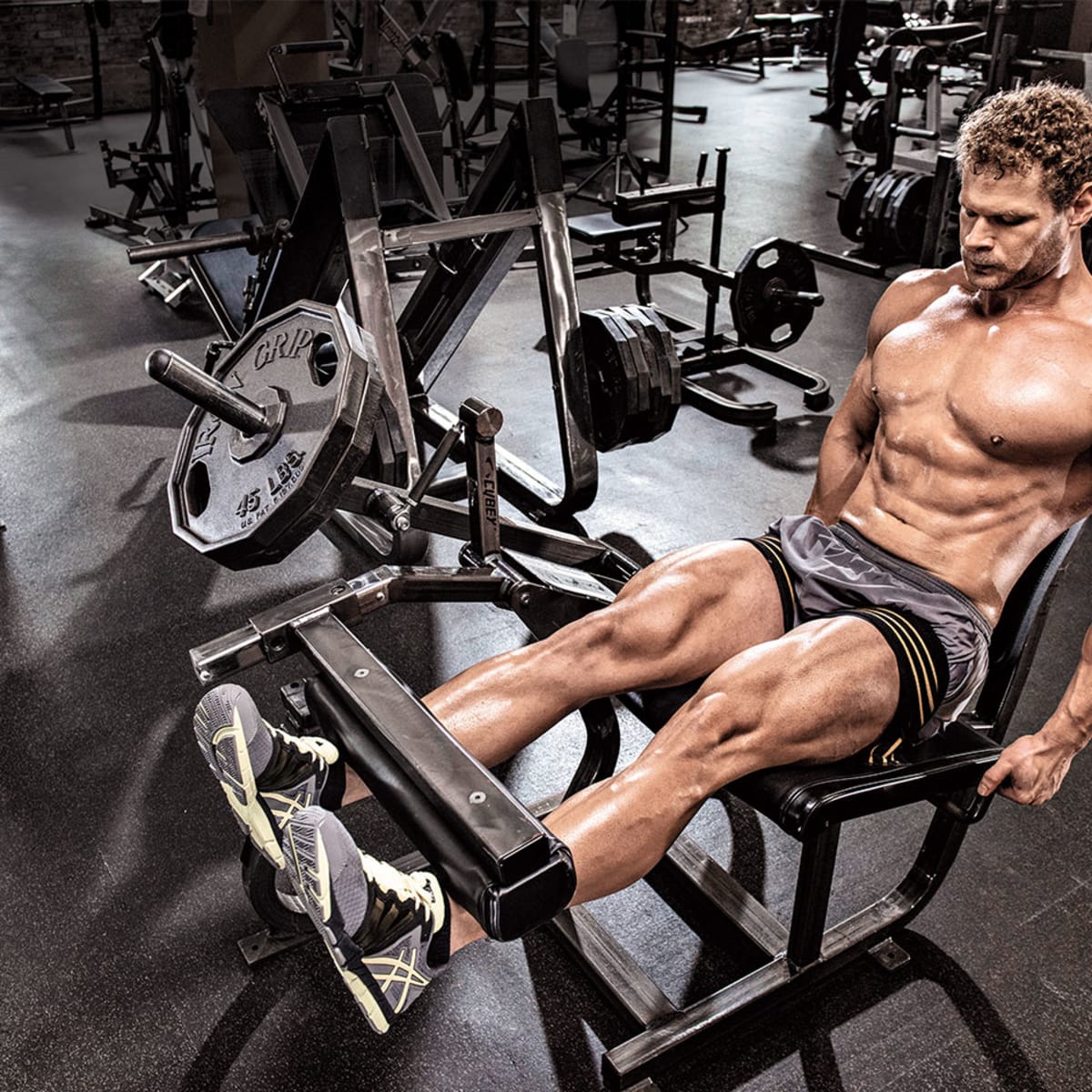 Gravity edge workout machine top
