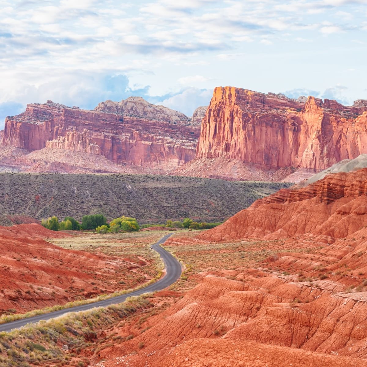 Complete Guide to Capitol Reef National Park Hikes Lodging