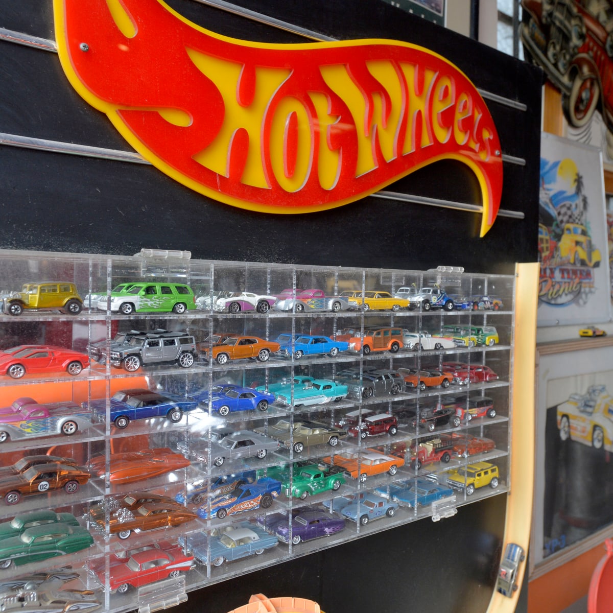 Hot wheels underwater track clearance