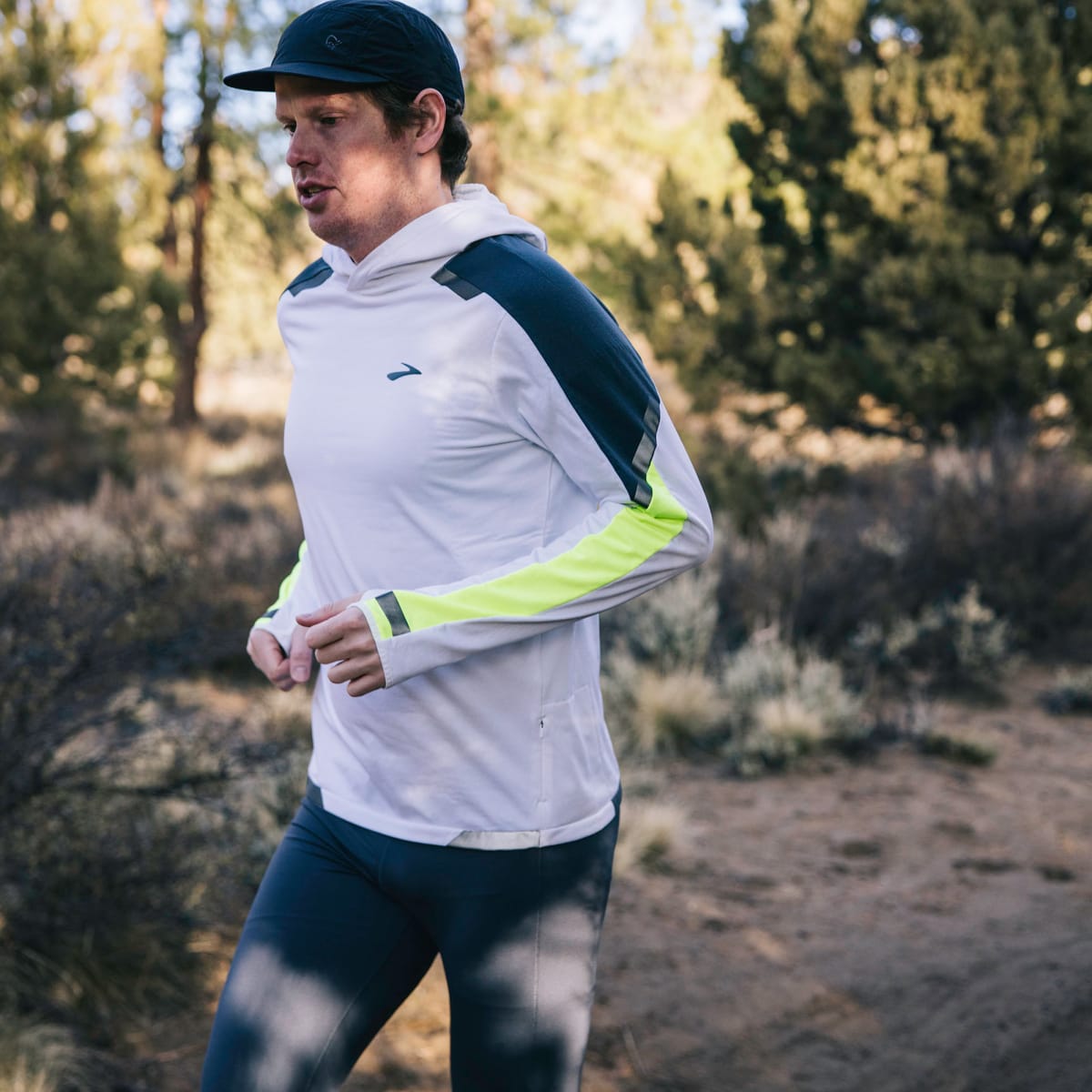Brooks distance store hoodie