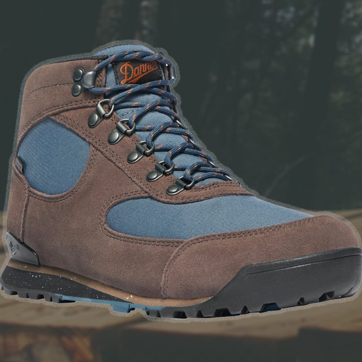 Hiking boots mens hot sale sale