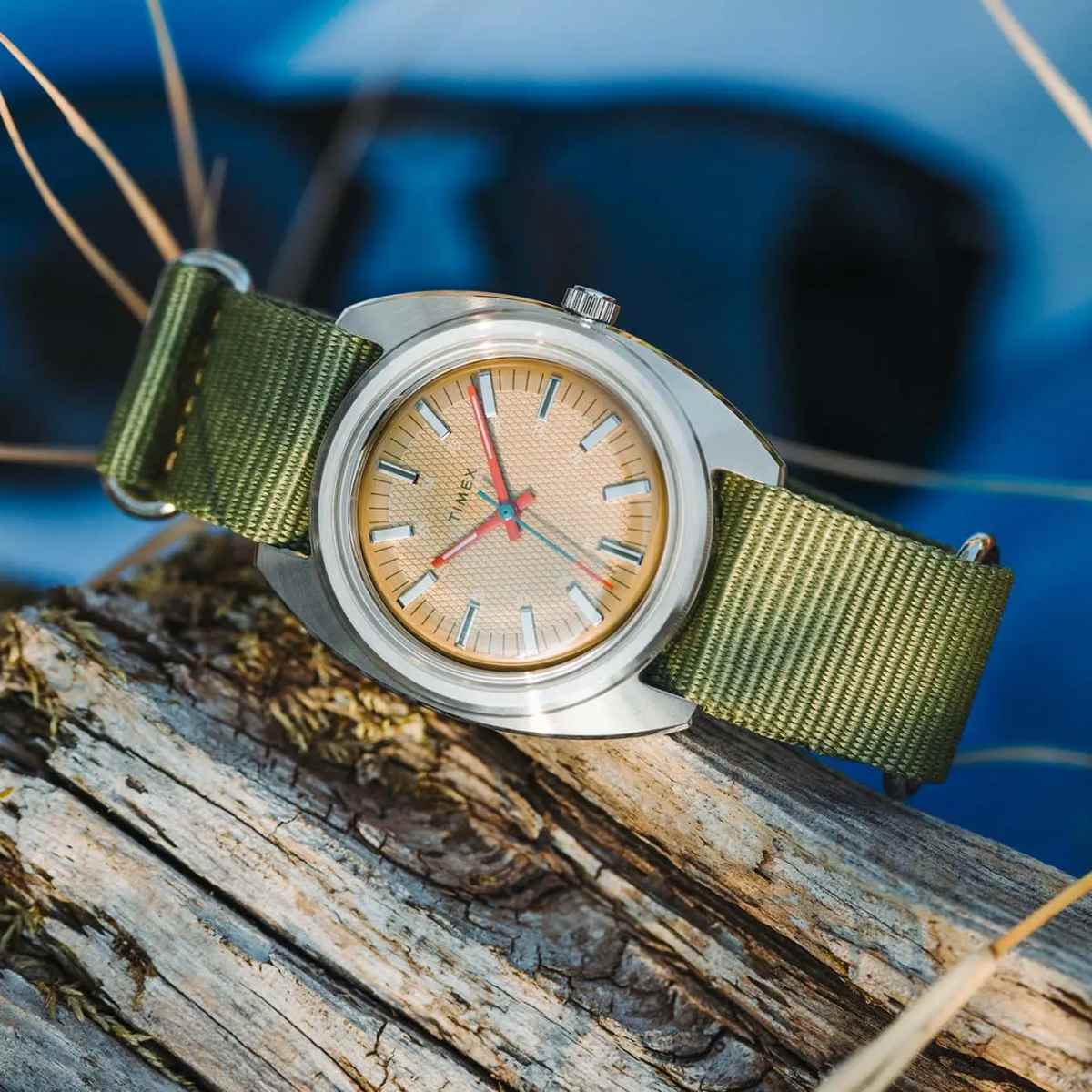 New Timex x Worn & Wound Retro Field Watch Collab - Men's Journal