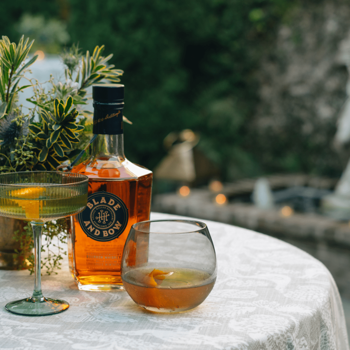 Blade and Bow バーボンウイスキー 45.5% Blade & Bow Kentucky Straight Bourbon Whiskey | The Bar