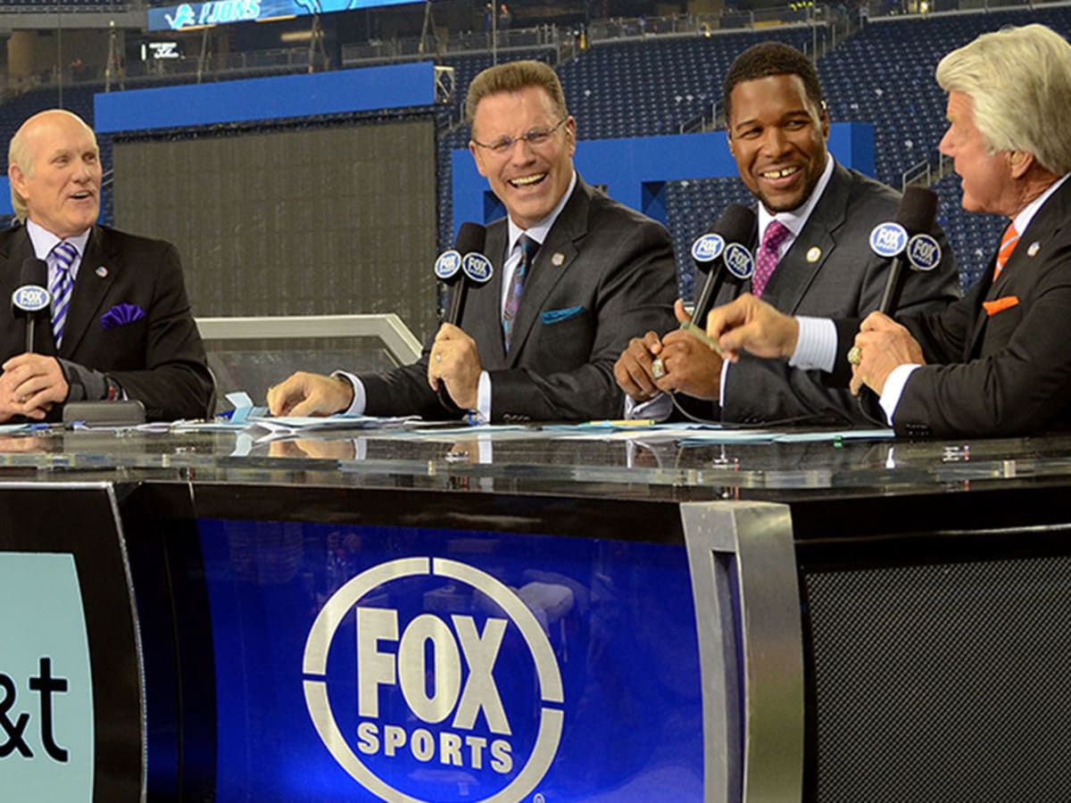 Fox's Thursday Football Studio Show Comes to NYC With Michael Strahan -  Men's Journal