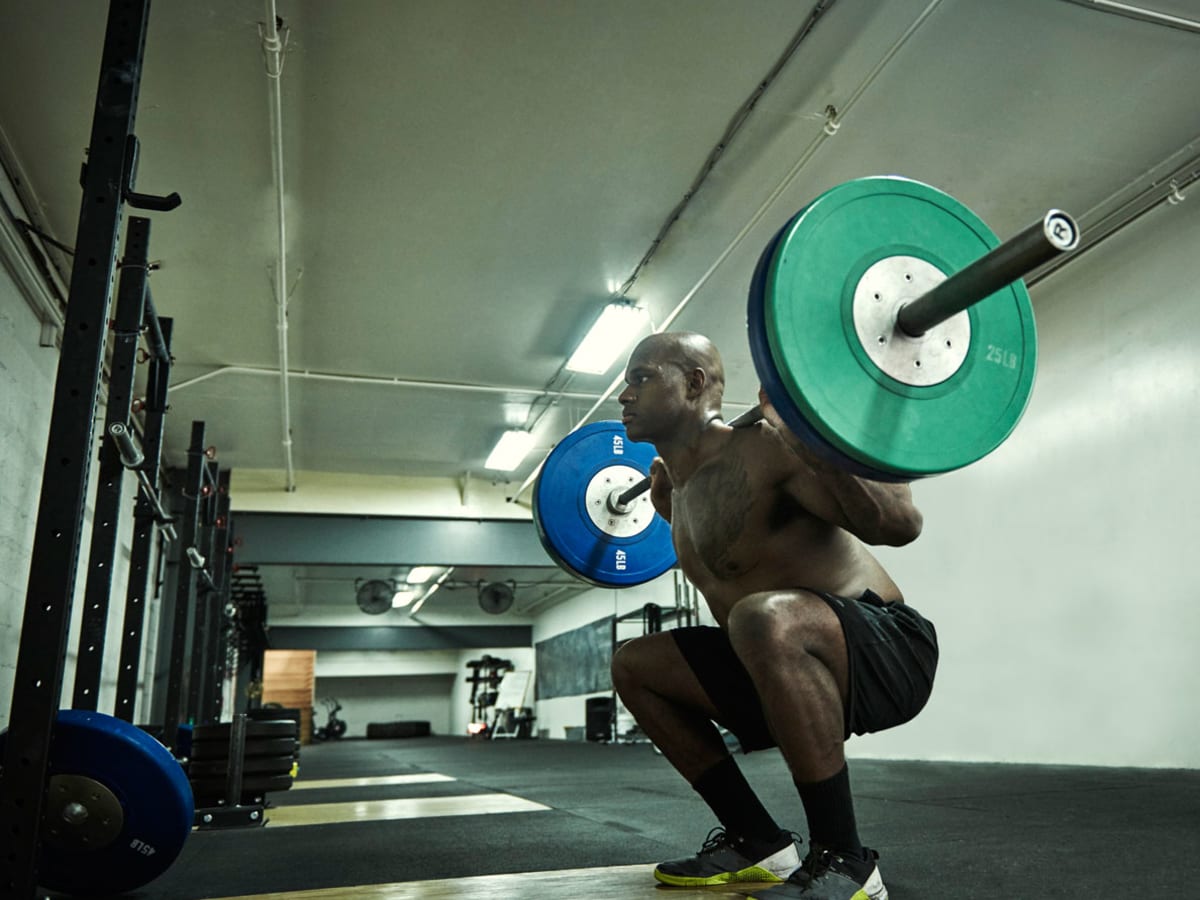 How To Do a Barbell Squat, According to Trainers - Parade