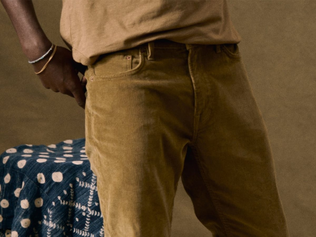 Corduroy Pants with Sneakers Smart Casual Outfits For Men In Their 20s (19  ideas & outfits) | Lookastic