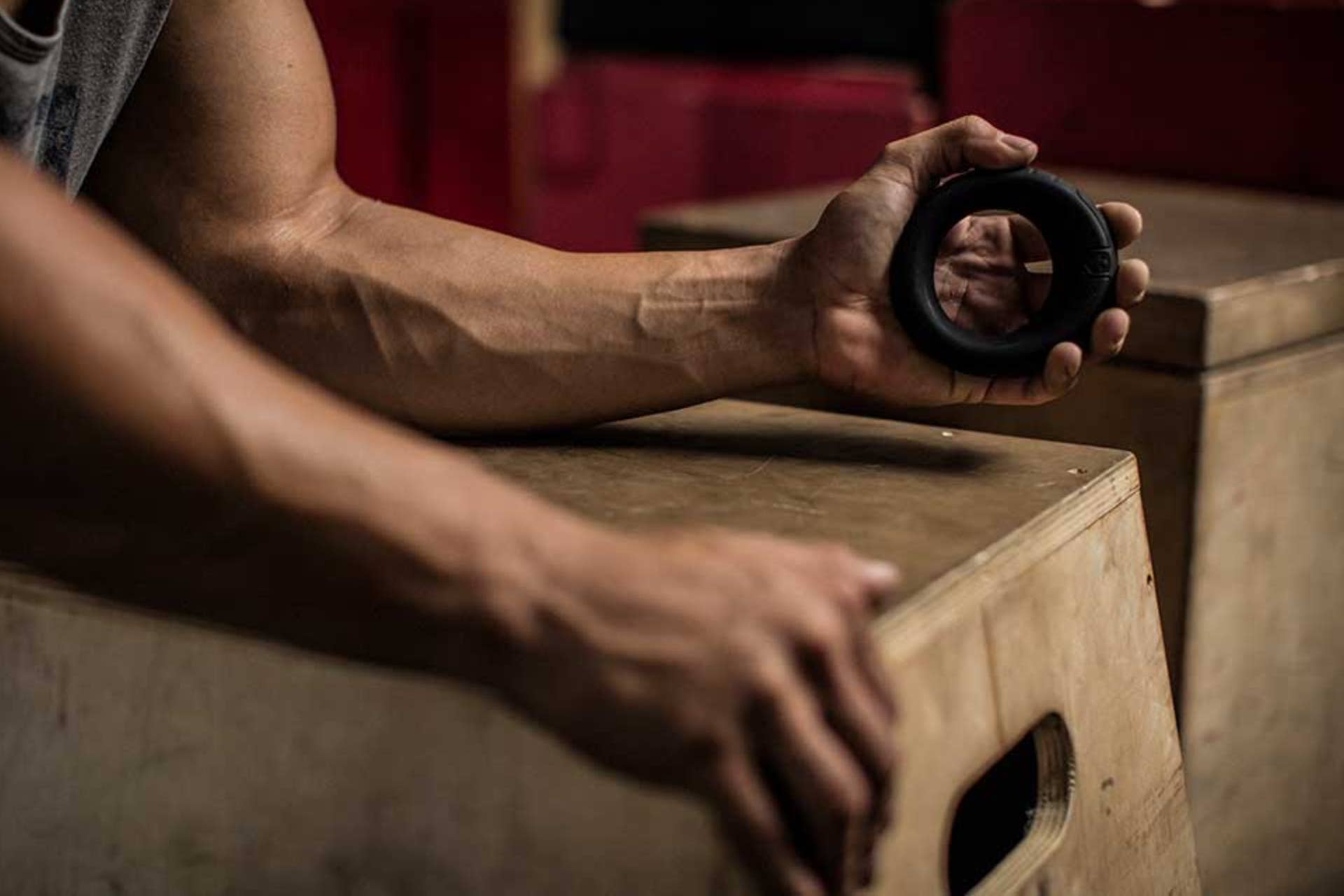 7 Best Grip Strength Devices for Any Athlete | Men's Journal - Men's Journal