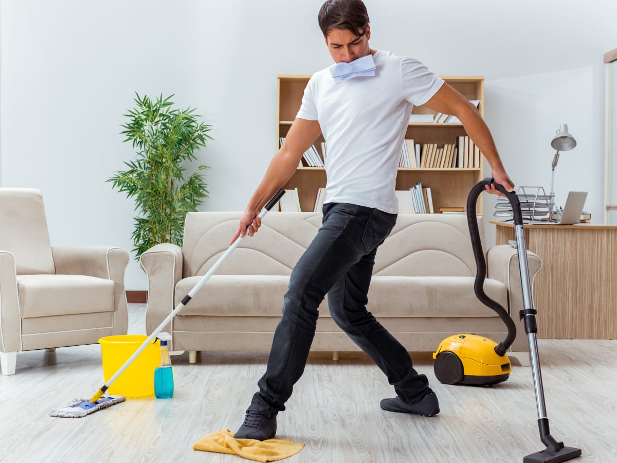 9 Great Gadgets for Cleaning Your House - Men's Journal