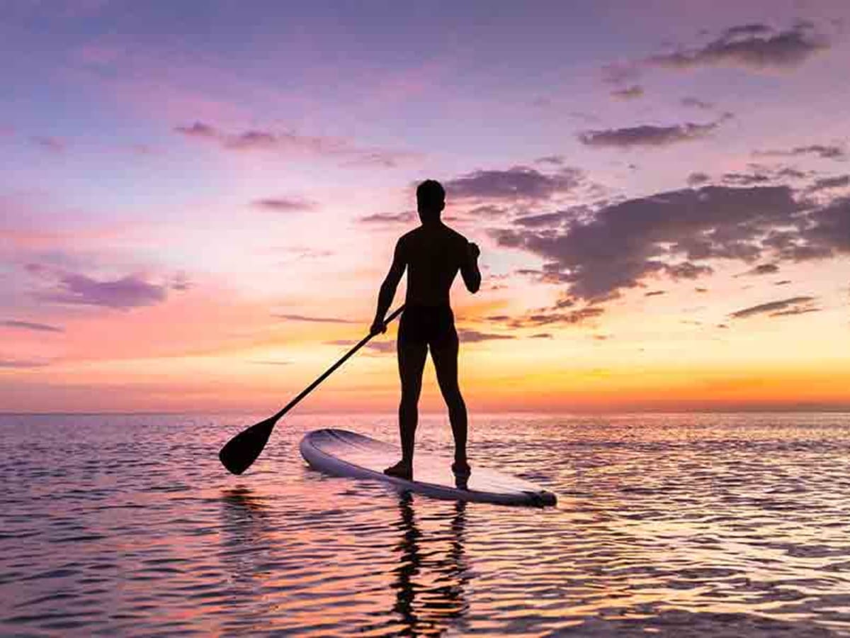 8 Best Exercises For Paddle Boarding To Do At Home In Winter